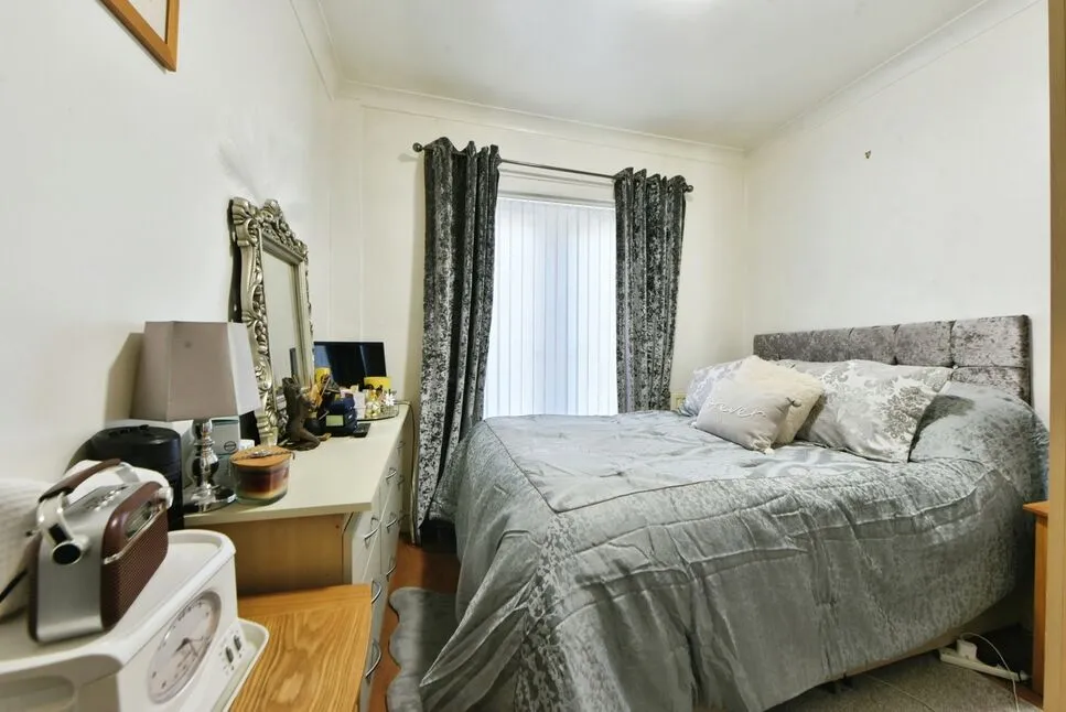 Blackshaw Lane, Royton, OL2, photo 16