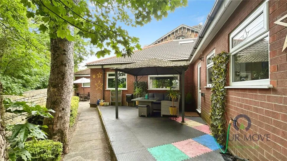 Blackshaw Lane, Royton, OL2, photo 19