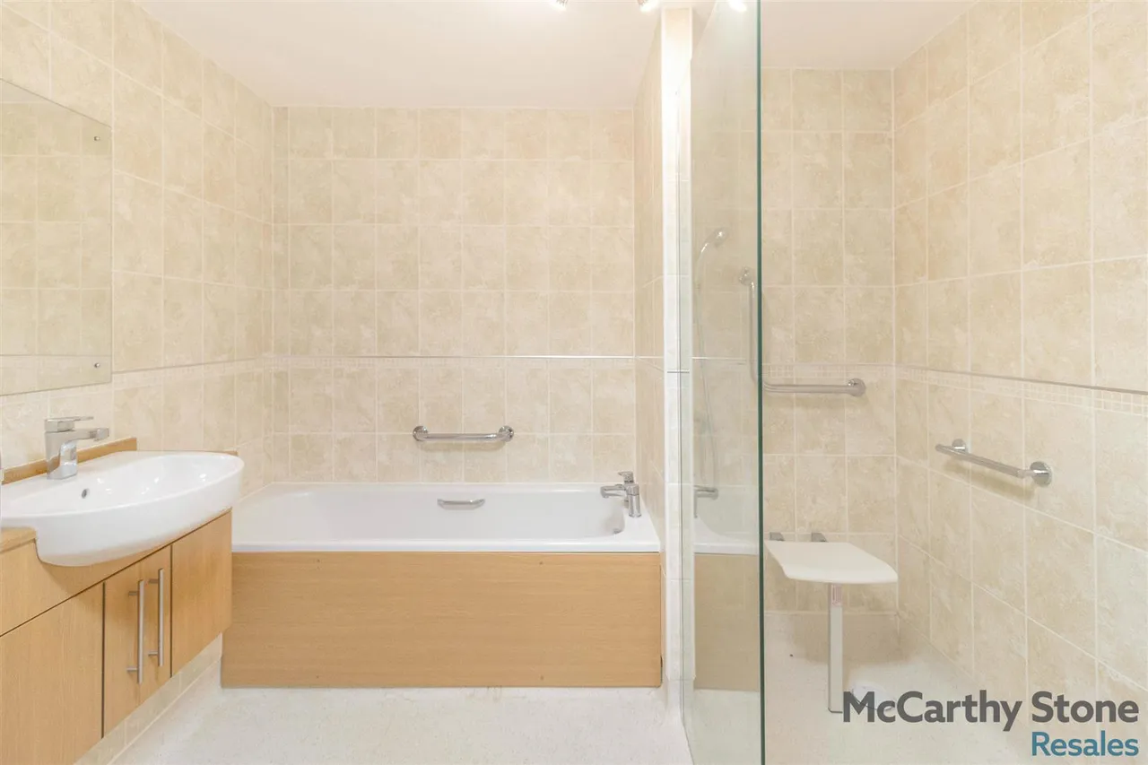 Little Glen Road, Glen Parva, LE2, photo 16