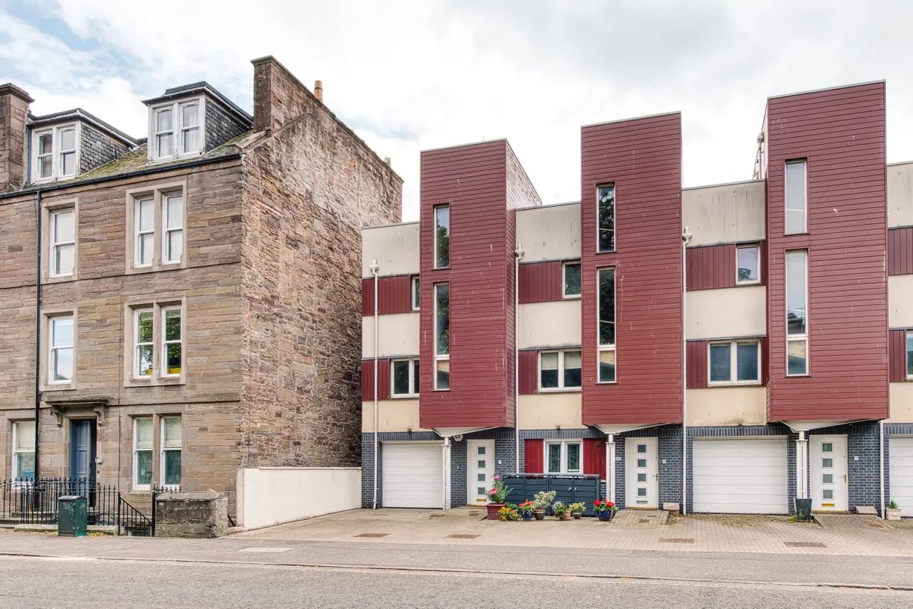 4 bed house for sale — Perth Road, Dundee, DD2 1JQ