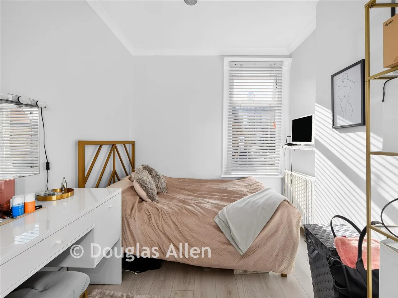 Edgar Road, Chadwell Heath, RM6, photo 5