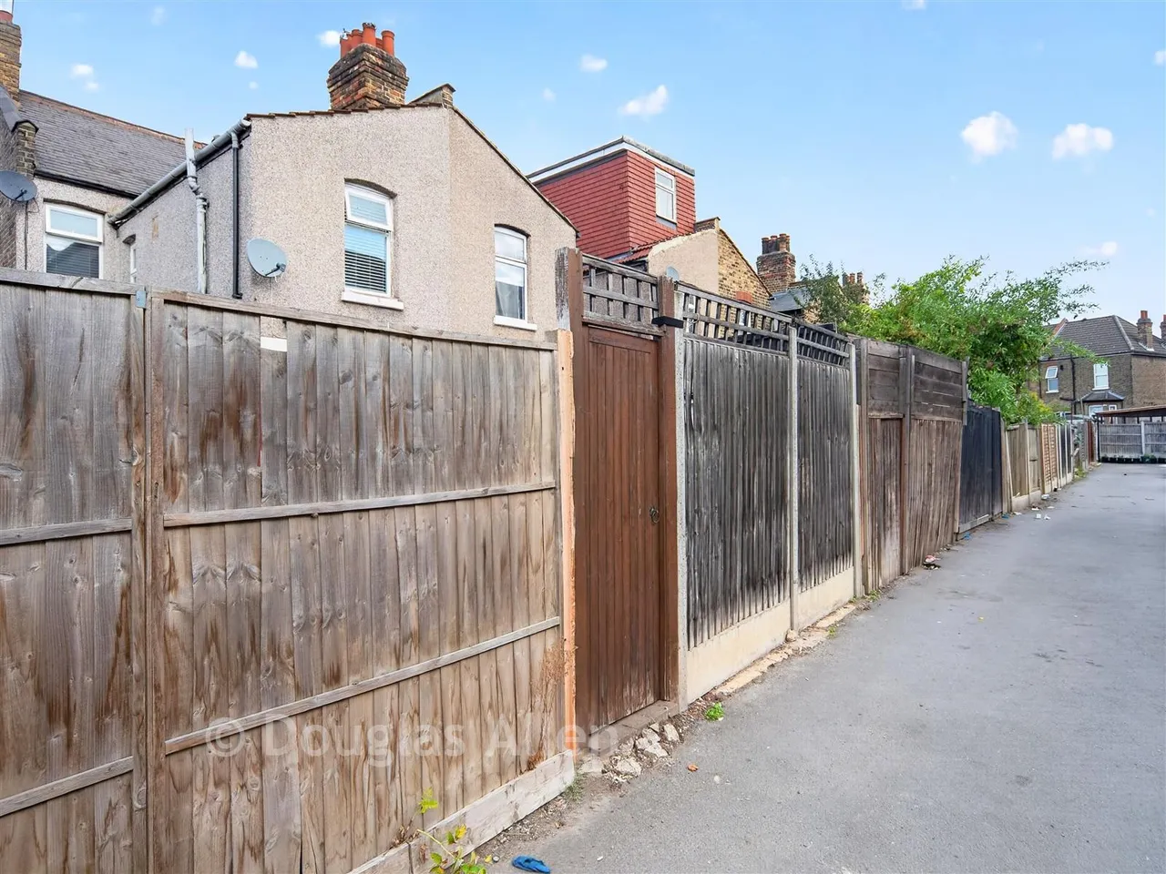 Edgar Road, Chadwell Heath, RM6, photo 11