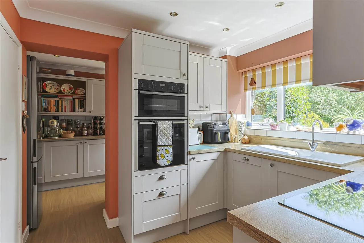 Cutlers Place, Wimborne, BH21, photo 6