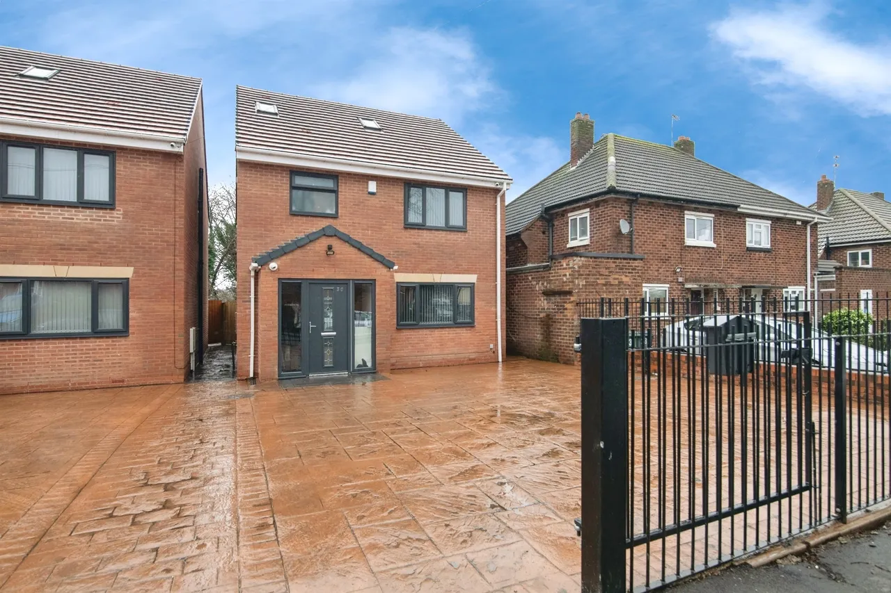 4 bed house for sale — Salop Street, Oldbury