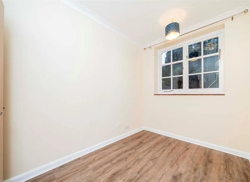 Kennington Lane, Kennington, SE11, photo 3
