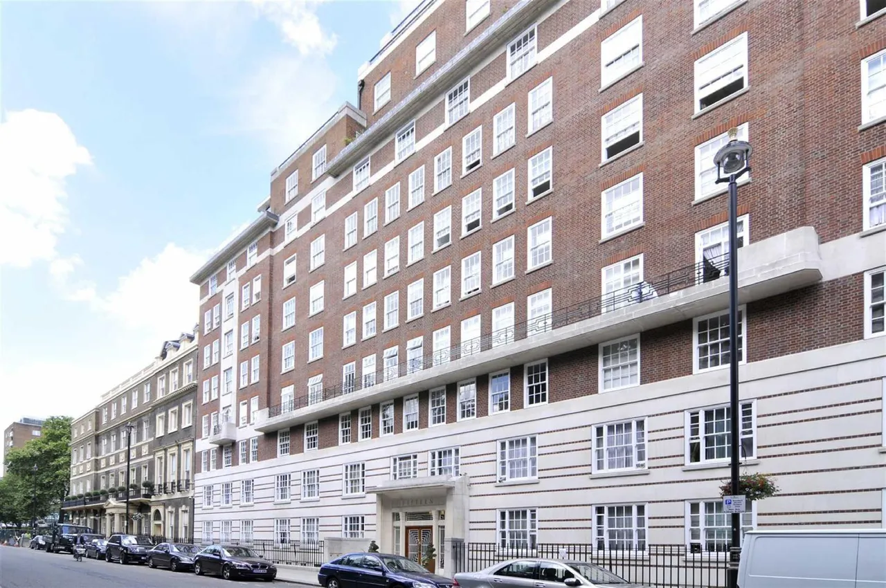 Portman Square, Marylebone, W1H, photo 7