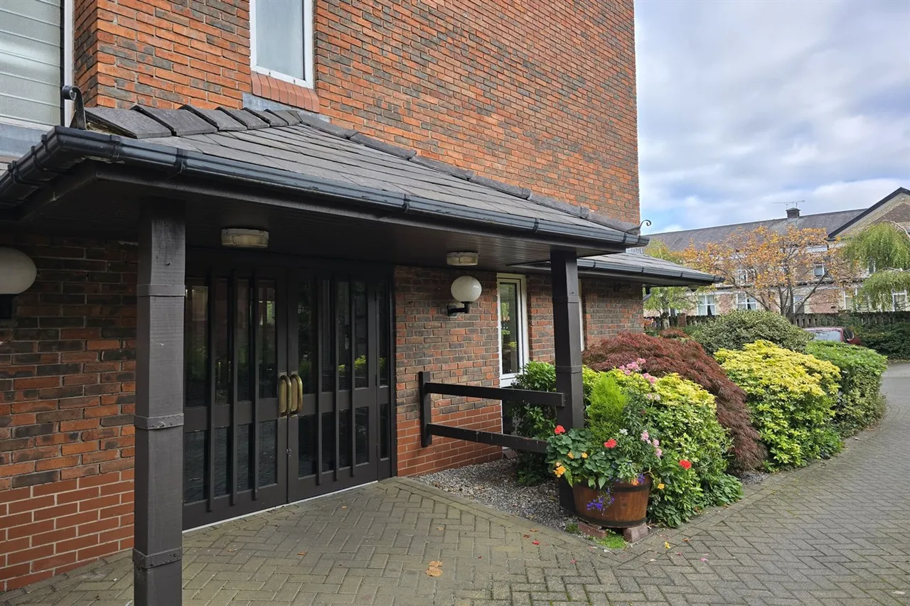 Groby Road, Altrincham, photo 7