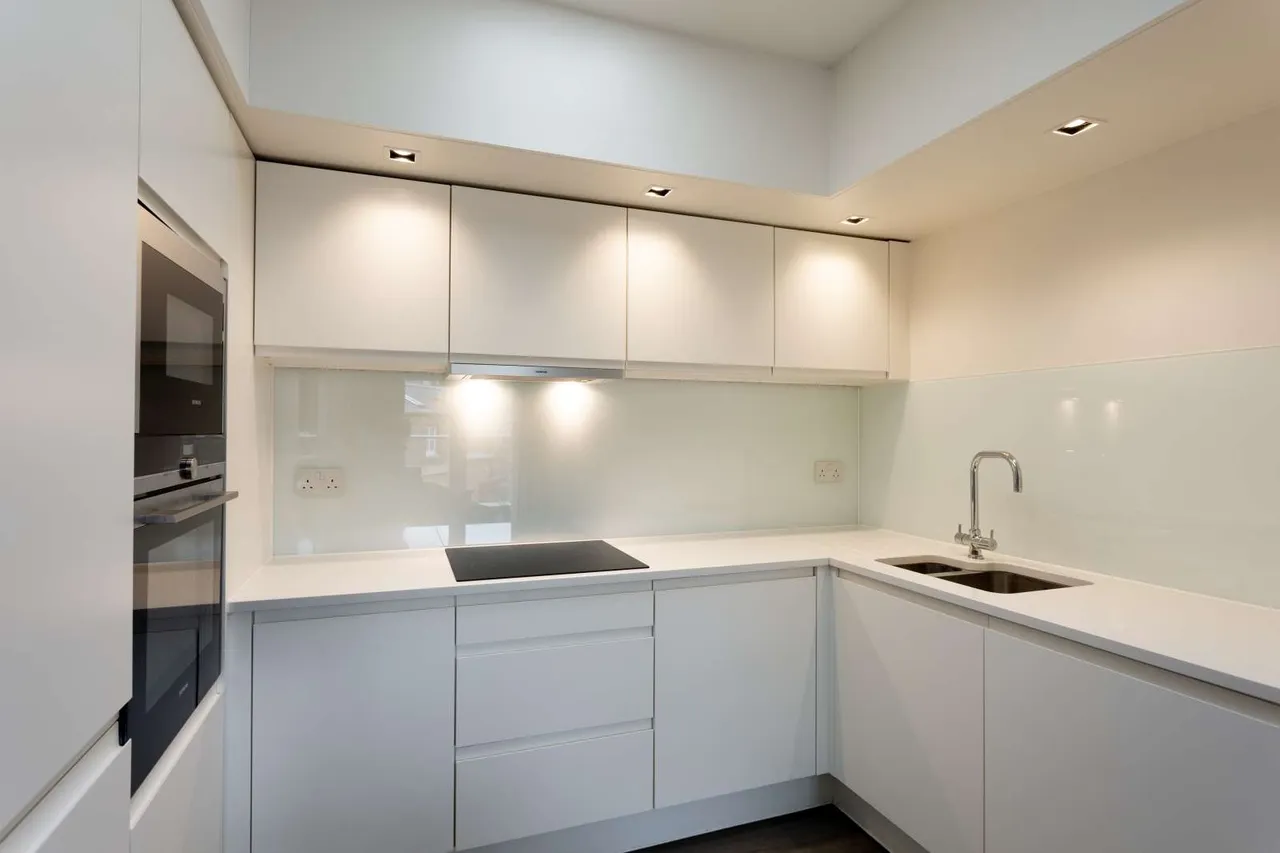 St. Leonards Mews, York, North Yorkshire, YO1 7HN, photo 3