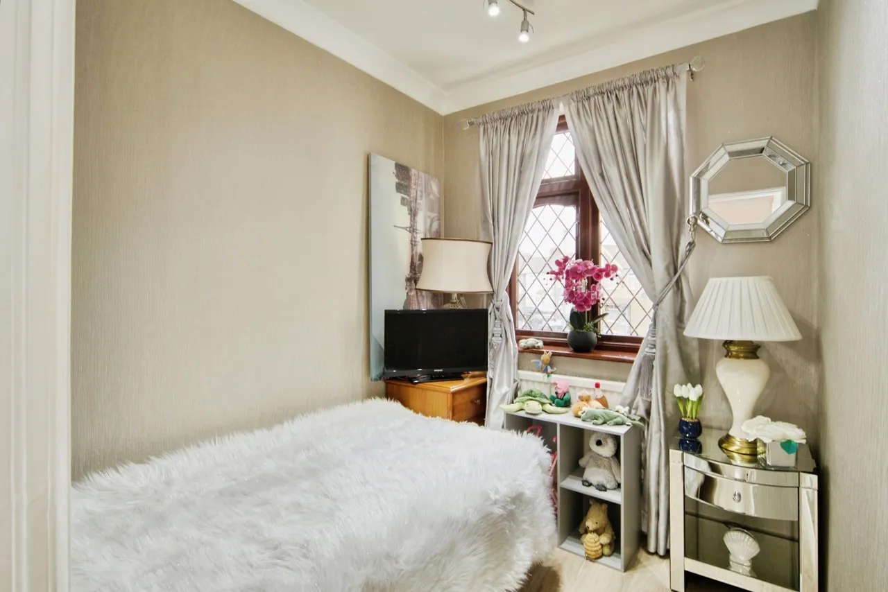 Hamden Crescent, Dagenham, RM10, photo 8