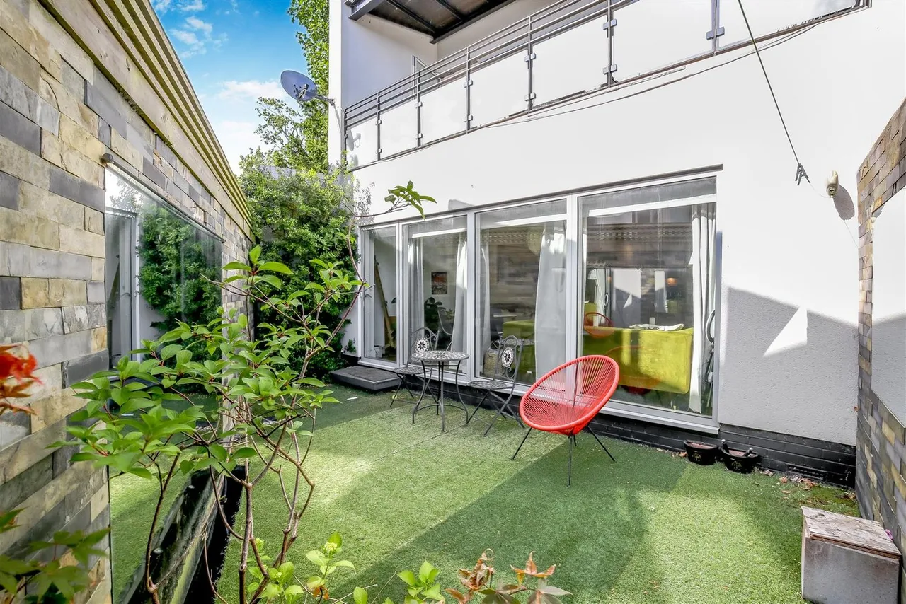 Park Road, Cheam village, SM3 8PY, photo 12