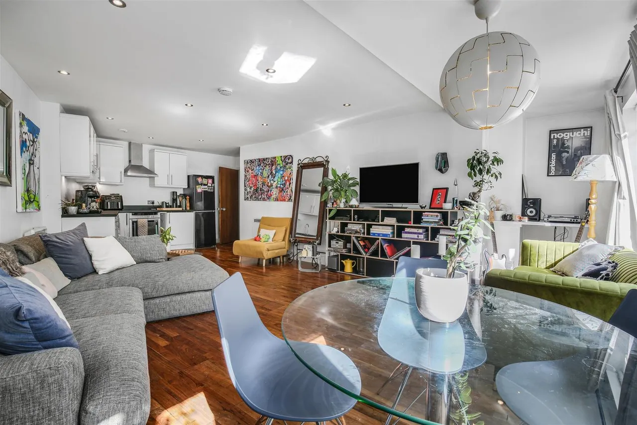 Park Road, Cheam village, SM3 8PY, photo 8