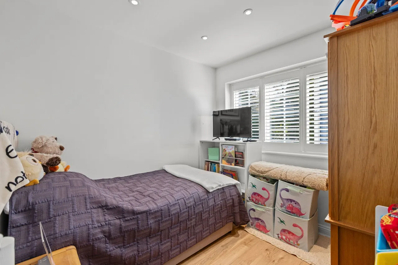 Glaziers Lane, Normandy, Guildford, GU3 2ED, photo 9