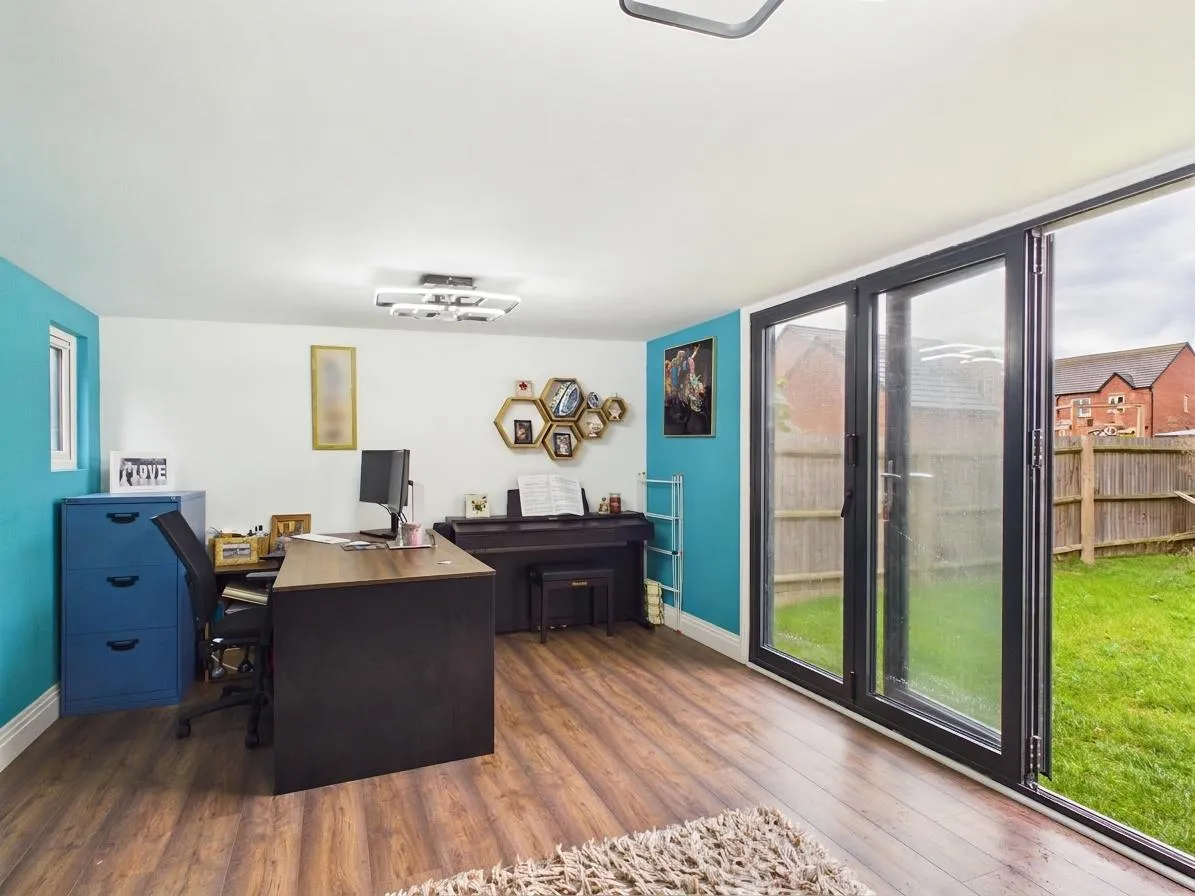 Orchard Way, Lower Stondon, SG16, photo 36