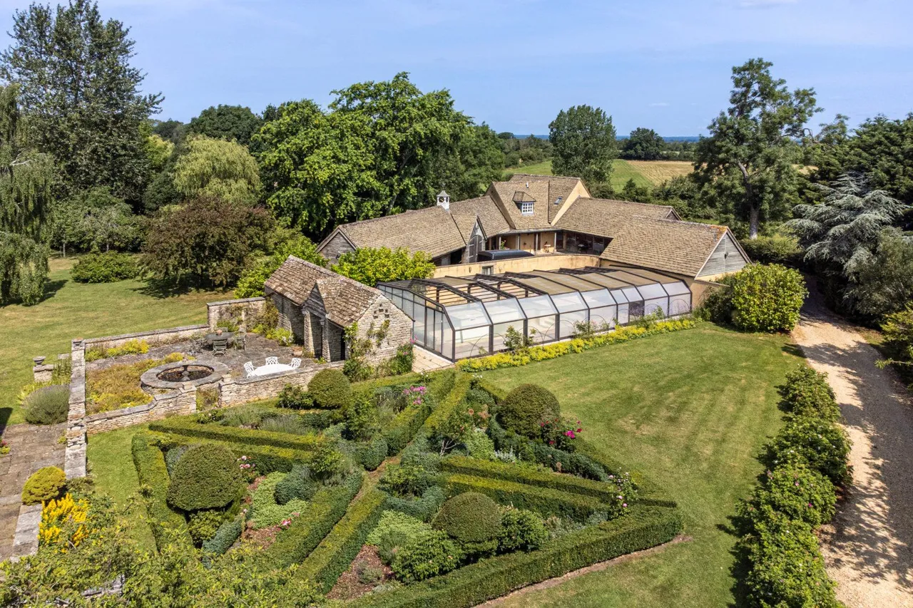 Minety, Malmesbury, SN16, photo 33