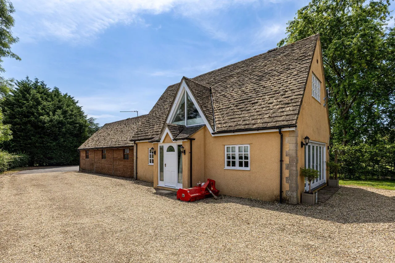 Minety, Malmesbury, SN16, photo 28