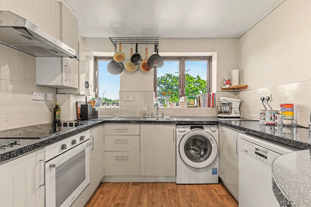 The Moorings, Leamington Spa, CV31, photo 3