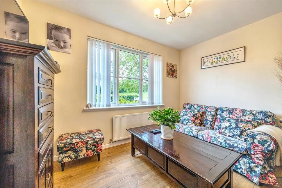 South Chesters Gardens, Bonnyrigg, Midlothian, EH19, photo 9