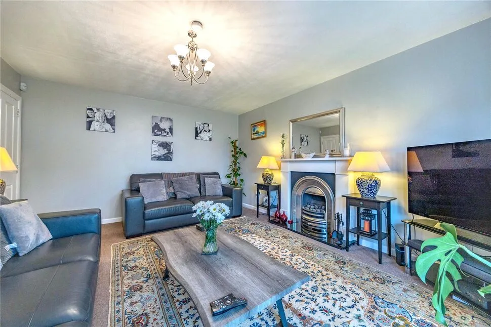 South Chesters Gardens, Bonnyrigg, Midlothian, EH19, photo 4