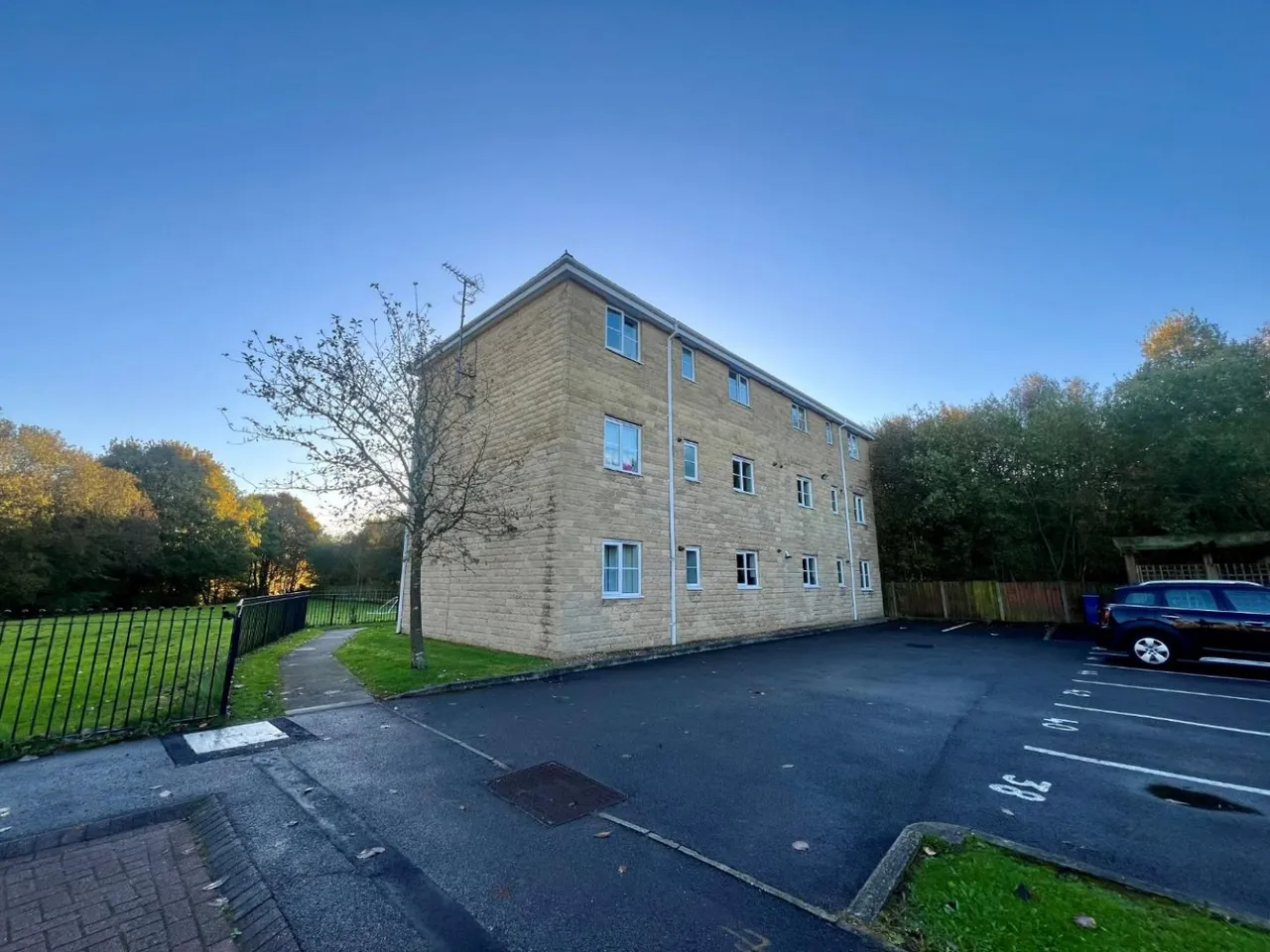Longley Ings, Oxspring, S36, photo 8