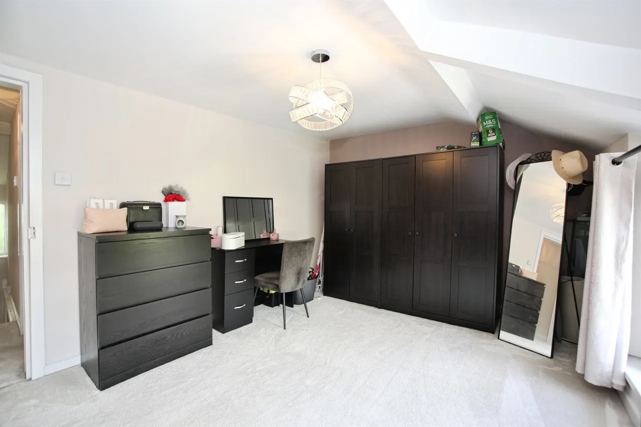 Bedw Street, Porth, CF39, photo 11