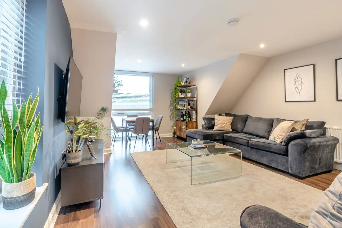 Uxbridge Road, Mill End, WD3, photo 2