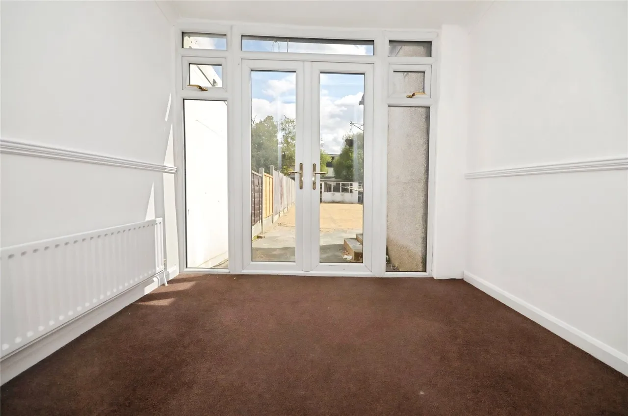 Grenfell Avenue, Hornchurch, Essex, RM12, photo 5