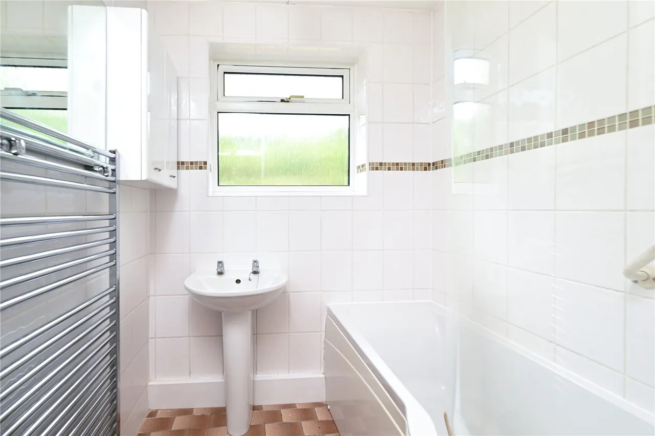 Courtmoor Avenue, Fleet, Hampshire, GU52 7UF, photo 8