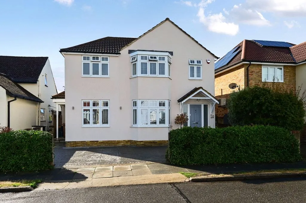 Riverside Close, Staines, TW18, photo 2