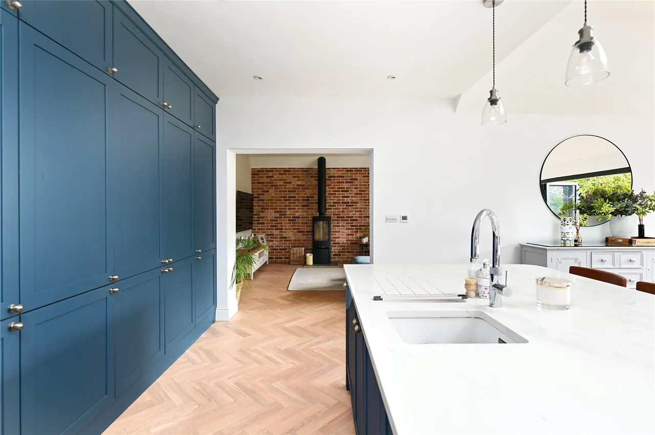 Riverside Close, Staines, TW18, photo 8