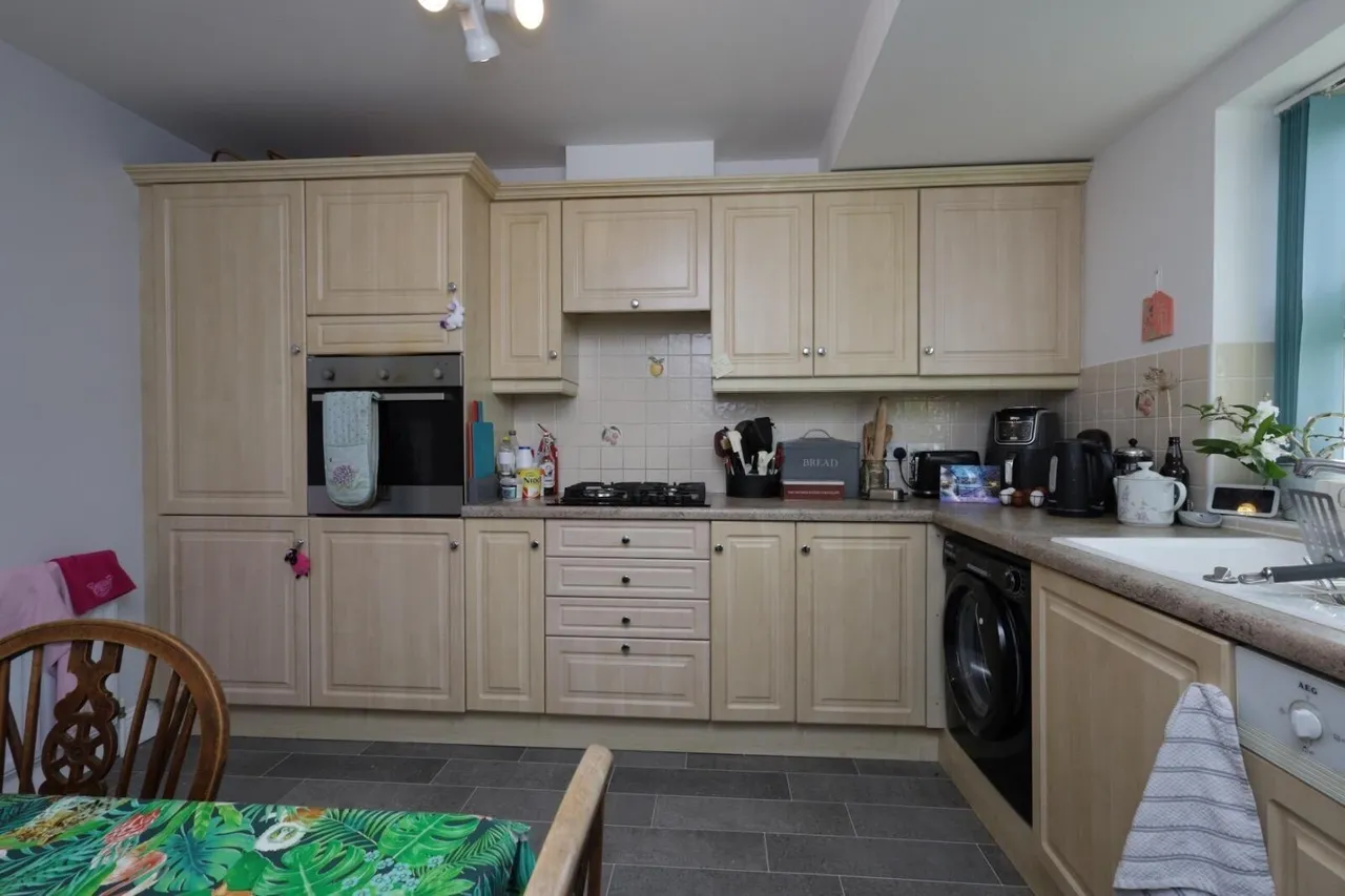 Silverdale Road, Eastbourne, photo 5