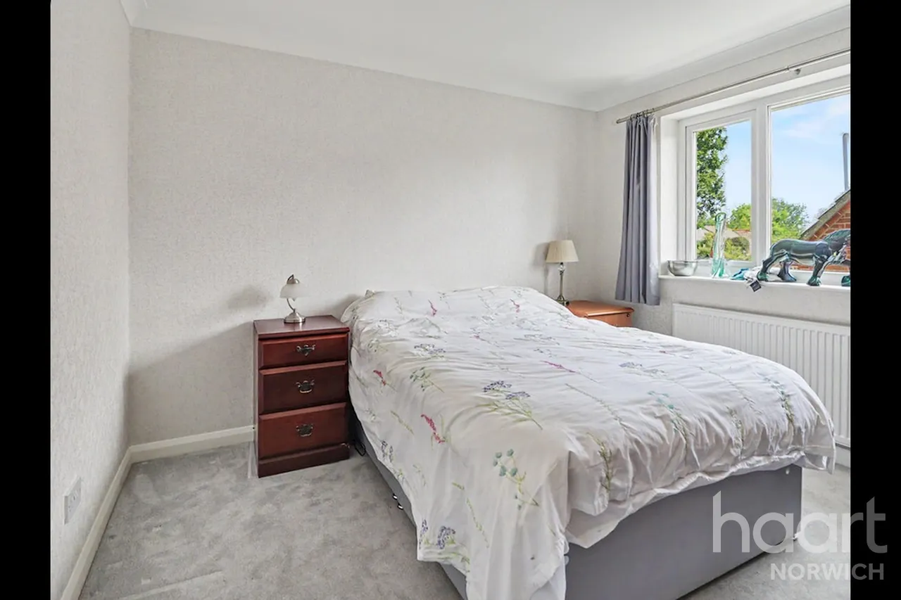 The Street, Sutton, NR12, photo 19