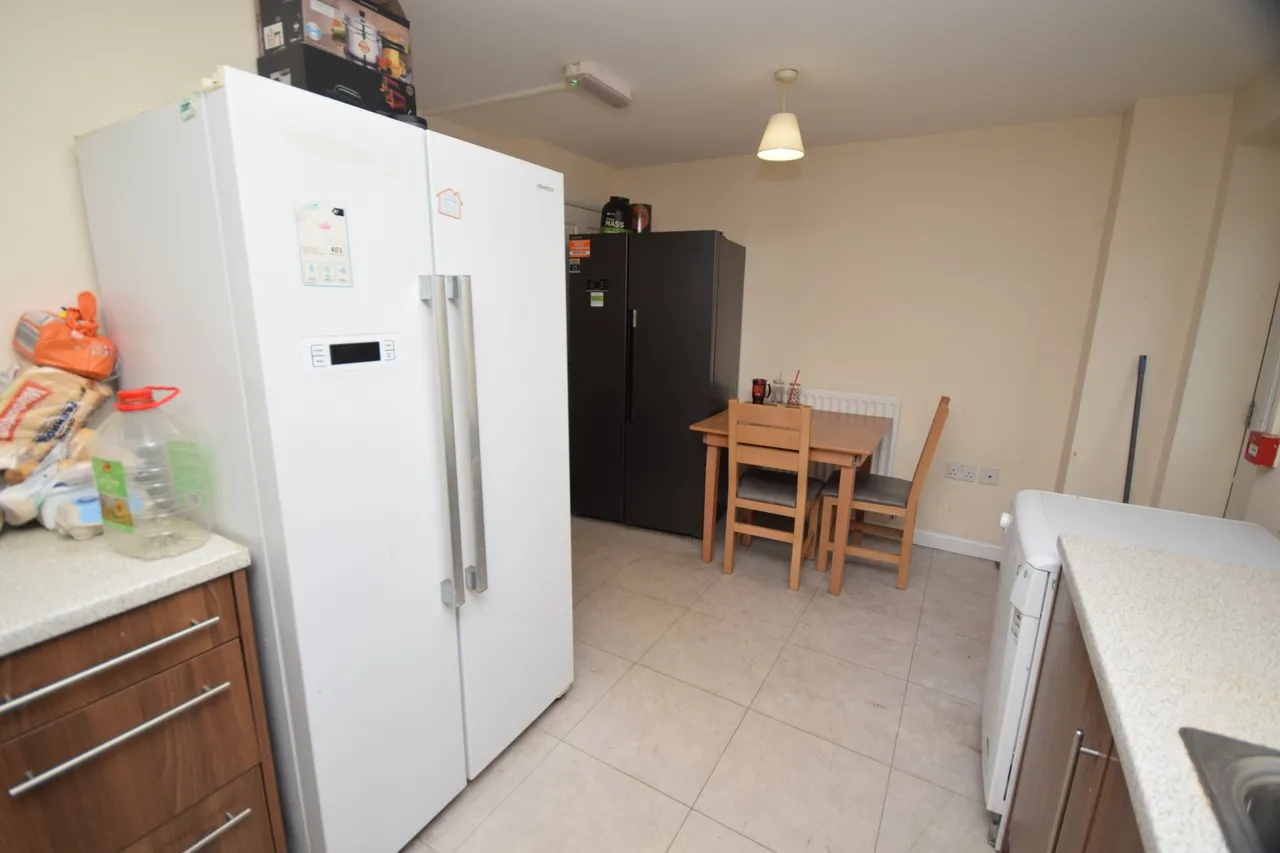 Aviation Avenue, Hatfield, AL10, photo 3