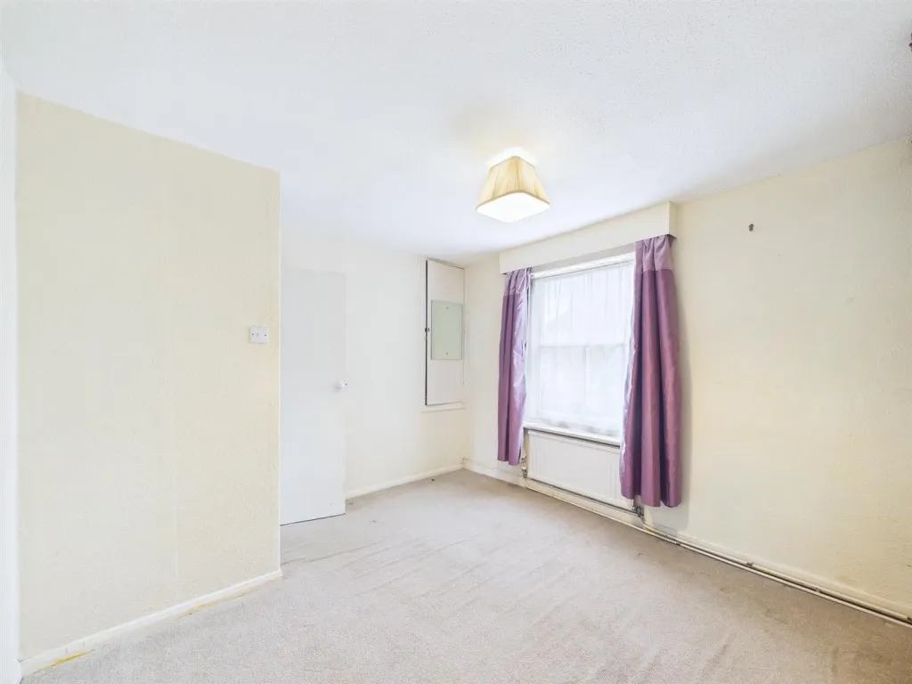 18, High Street, Kingswood, Wotton-Under-Edge, GL12 8RS, photo 6