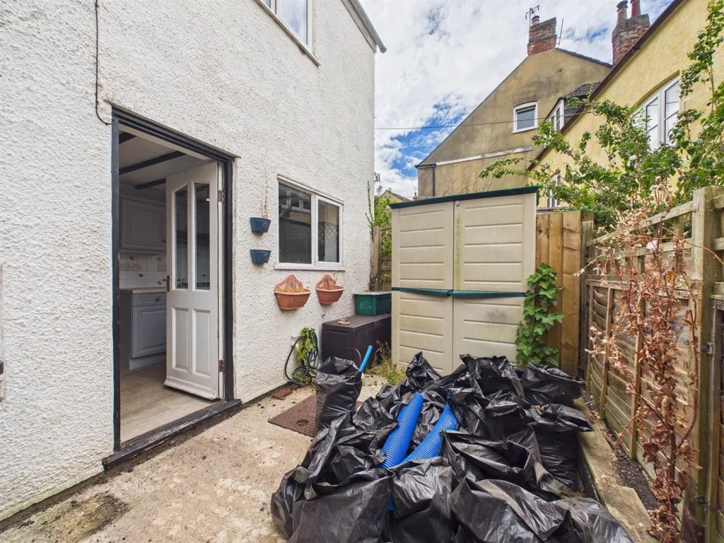 18, High Street, Kingswood, Wotton-Under-Edge, GL12 8RS, photo 11