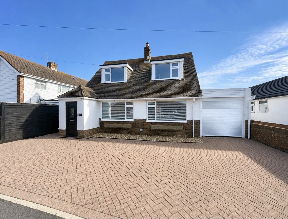 4 bed house for sale, Arundel Road, Peacehaven, BN10