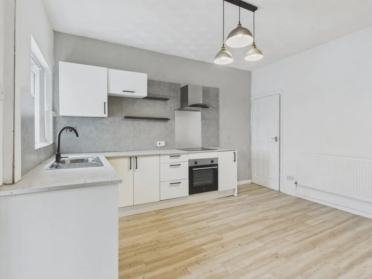 Princess Road, Goldthorpe, S63, photo 4
