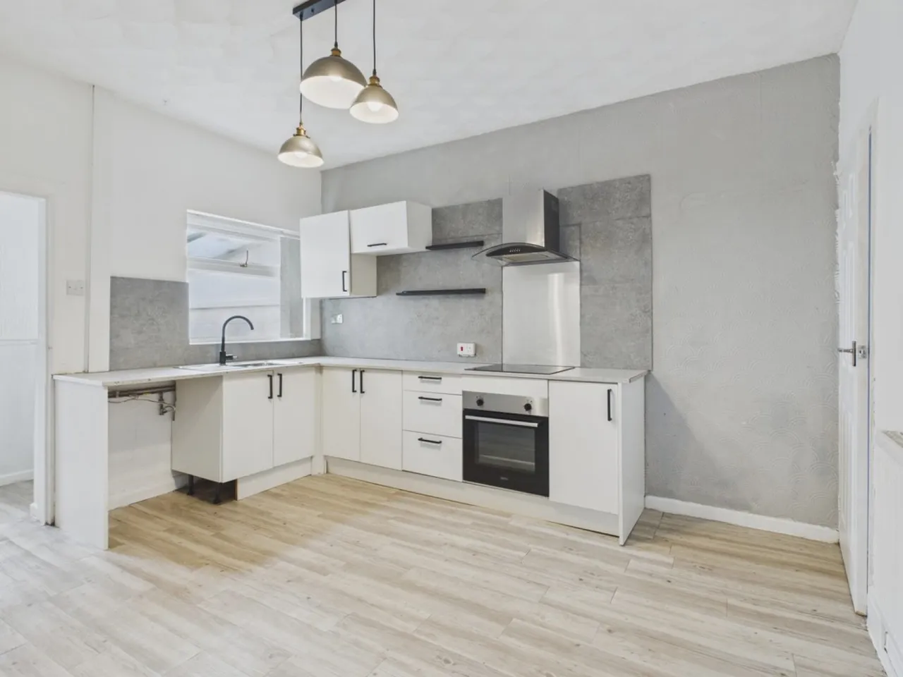 Princess Road, Goldthorpe, S63, photo 3