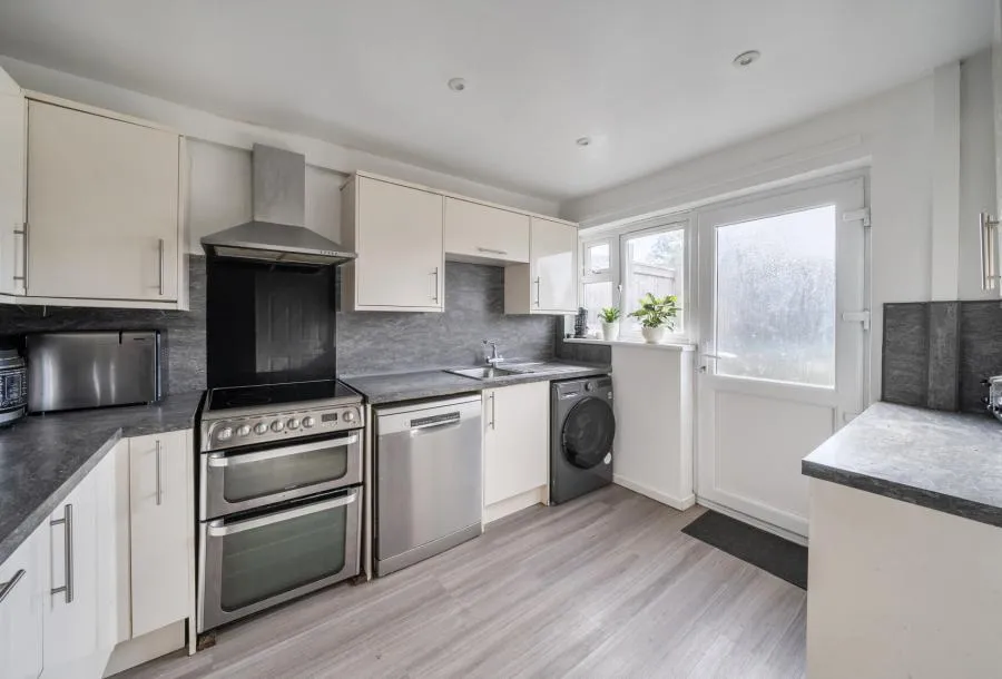 Tilling Road, Bristol City, BS10, photo 3