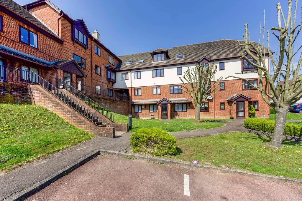 Totteridge Avenue, High Wycombe, photo 9