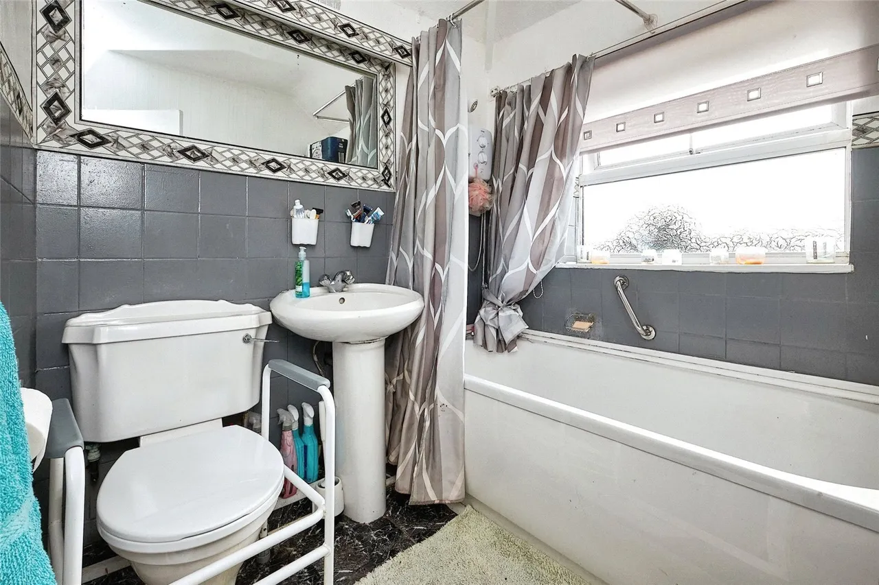 Neville Road, Erdington, B23, photo 8