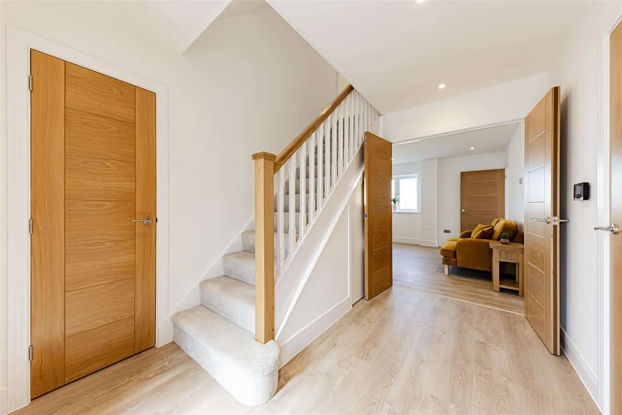 Sandwich Road, Whitfield, Dover, Kent, CT16 3RN, photo 11