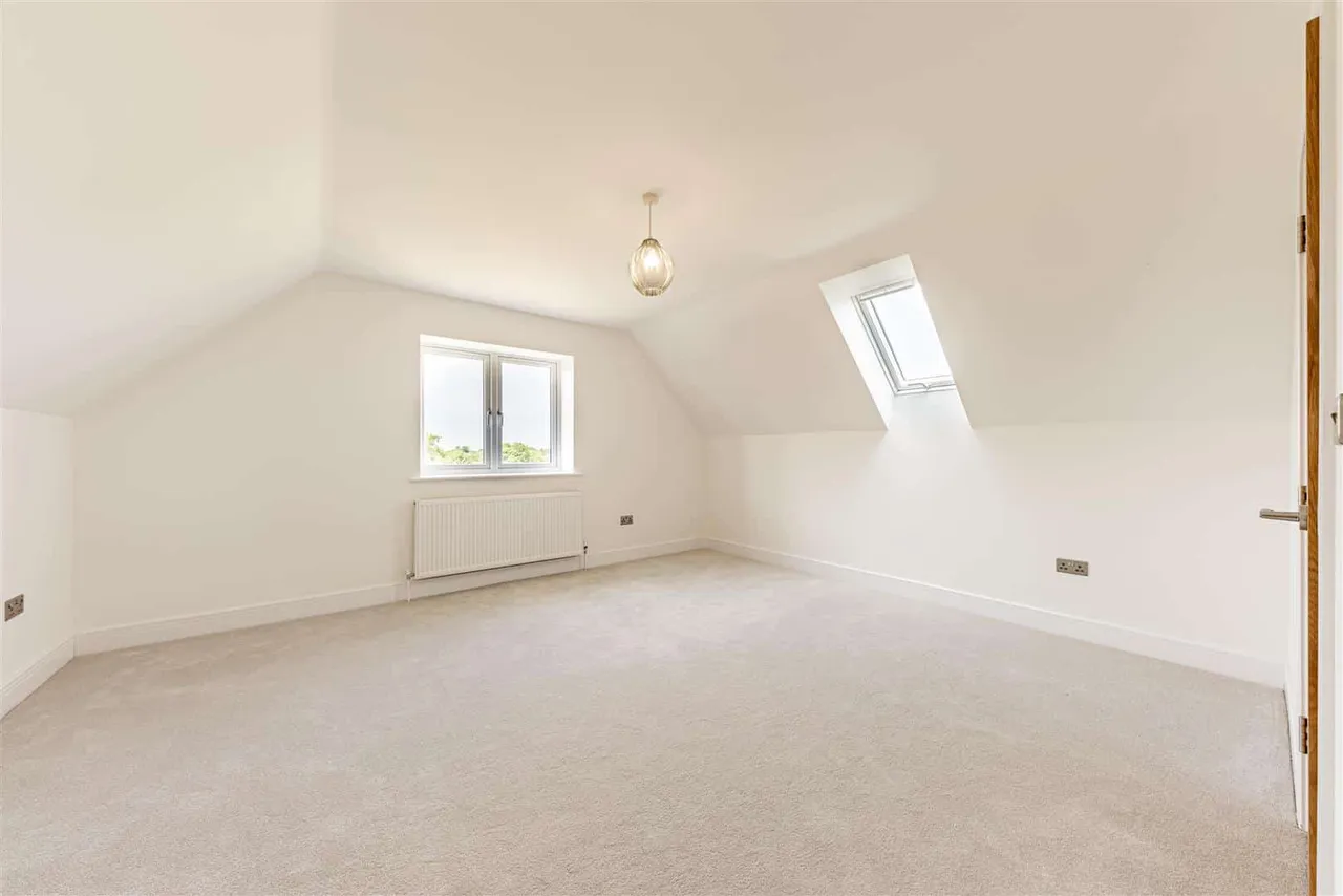 Sandwich Road, Whitfield, Dover, Kent, CT16 3RN, photo 39