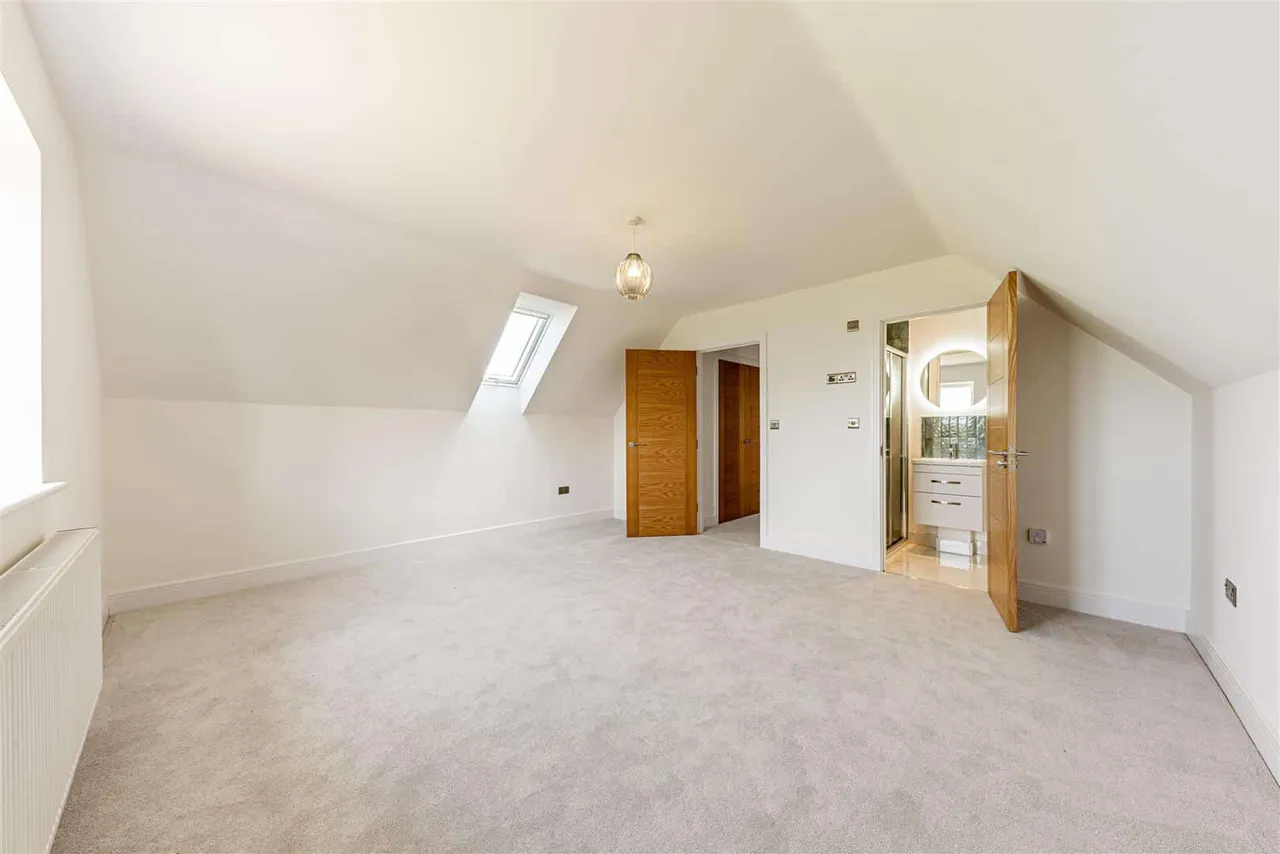 Sandwich Road, Whitfield, Dover, Kent, CT16 3RN, photo 38