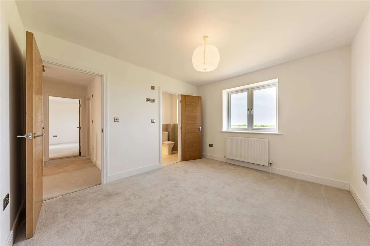 Sandwich Road, Whitfield, Dover, Kent, CT16 3RN, photo 36