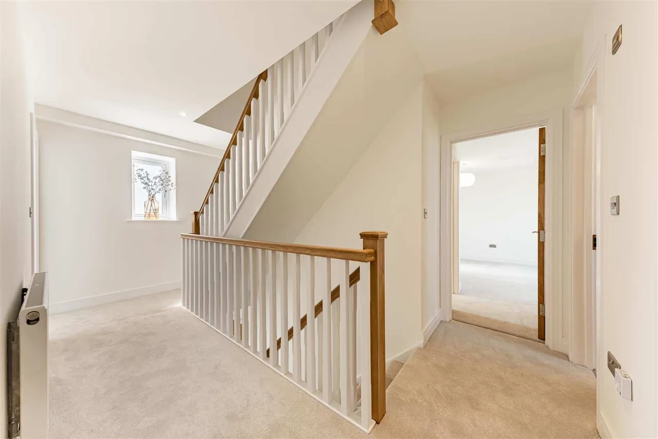 Sandwich Road, Whitfield, Dover, Kent, CT16 3RN, photo 23
