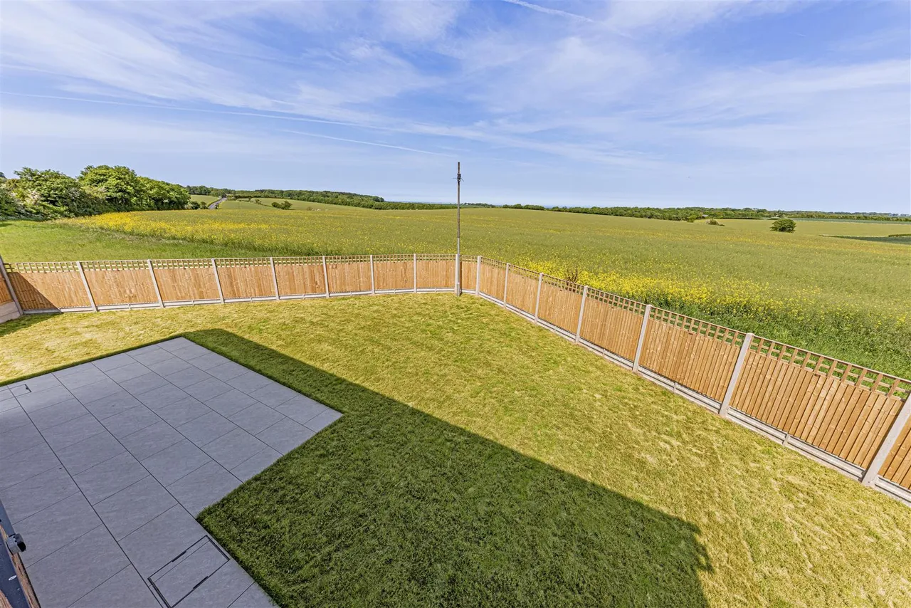Sandwich Road, Whitfield, Dover, Kent, CT16 3RN, photo 32