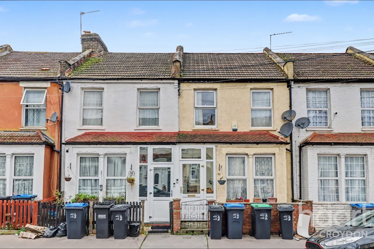 2 bed house for sale, Priory Road, Croydon, CR0