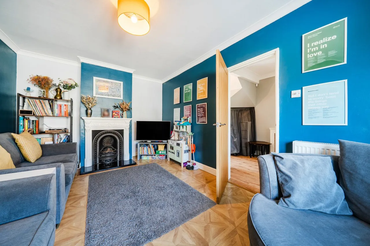 Mottisfont Road, SE2, photo 13