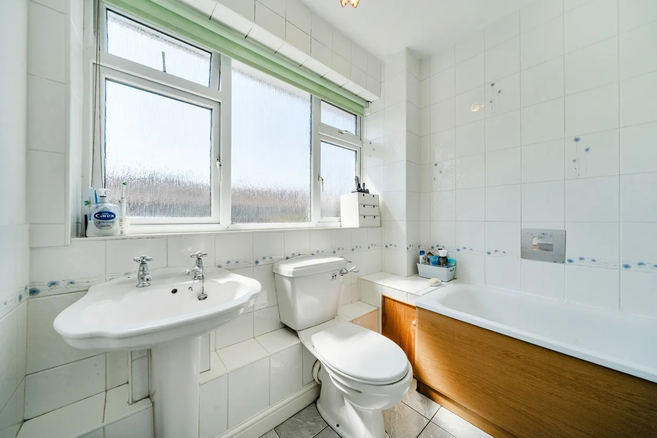 Mottisfont Road, SE2, photo 9
