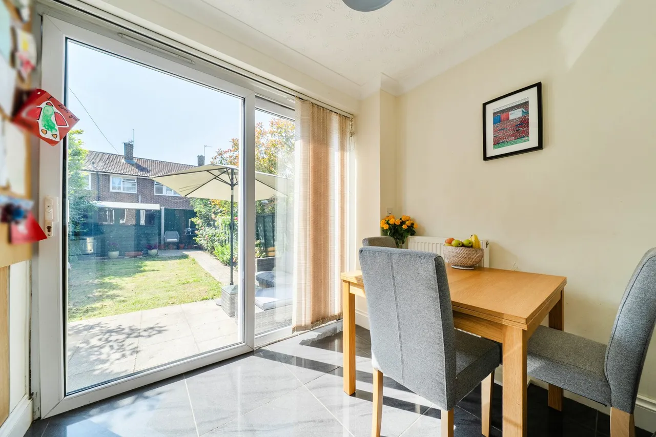 Mottisfont Road, SE2, photo 16